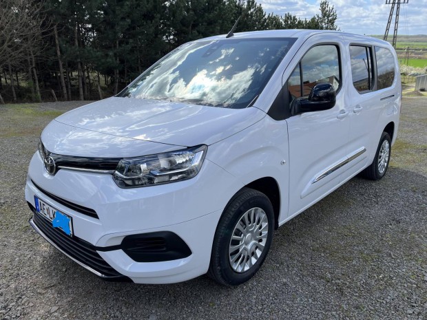 Toyota Proace City Verso 1.5D Shuttle L2H1 [7 s...